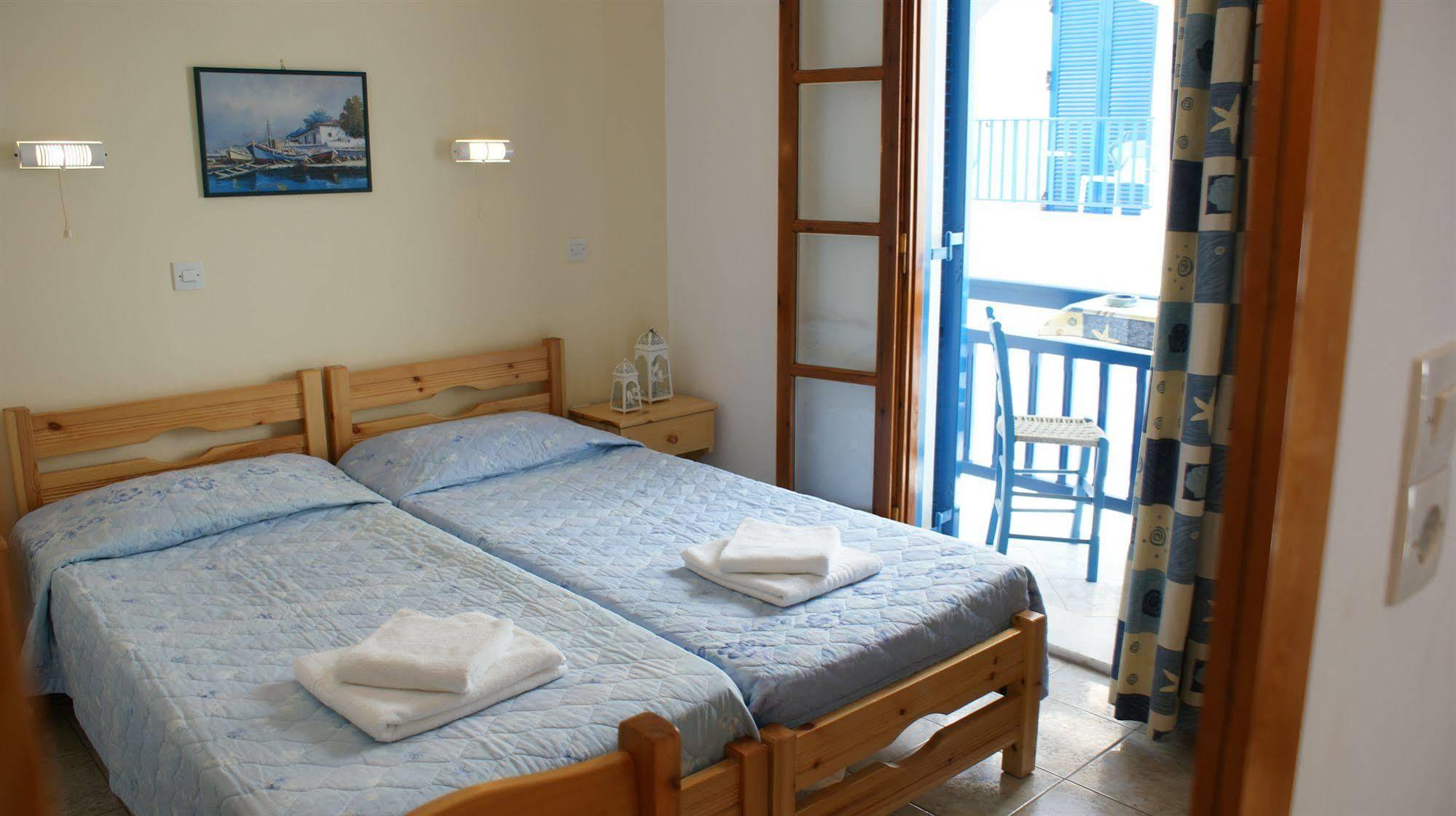 Hotel Zeus Naxos City Exterior photo