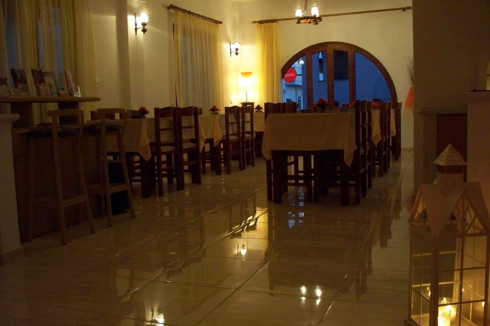 Hotel Zeus Naxos City Exterior photo